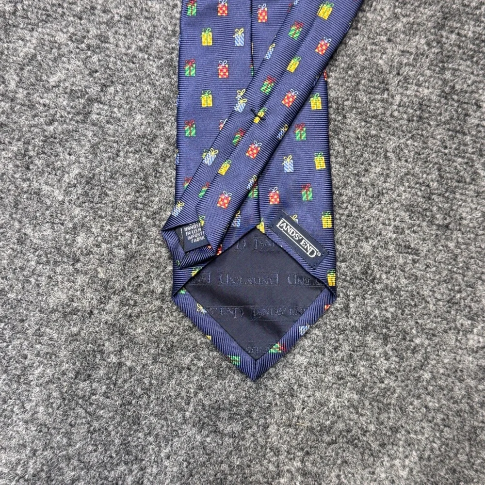 Lands End Tie Mens Long Navy Blue Christmas Gift Box Holiday Silk Preppy Festive